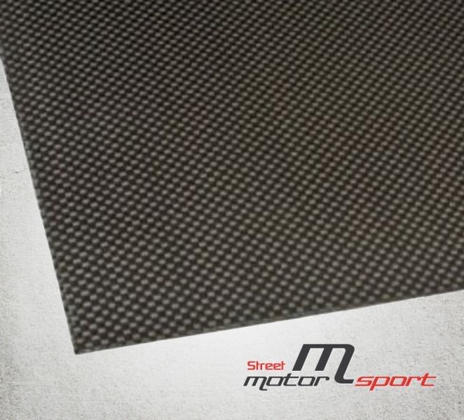 Plaque carbone - Street Motorsport